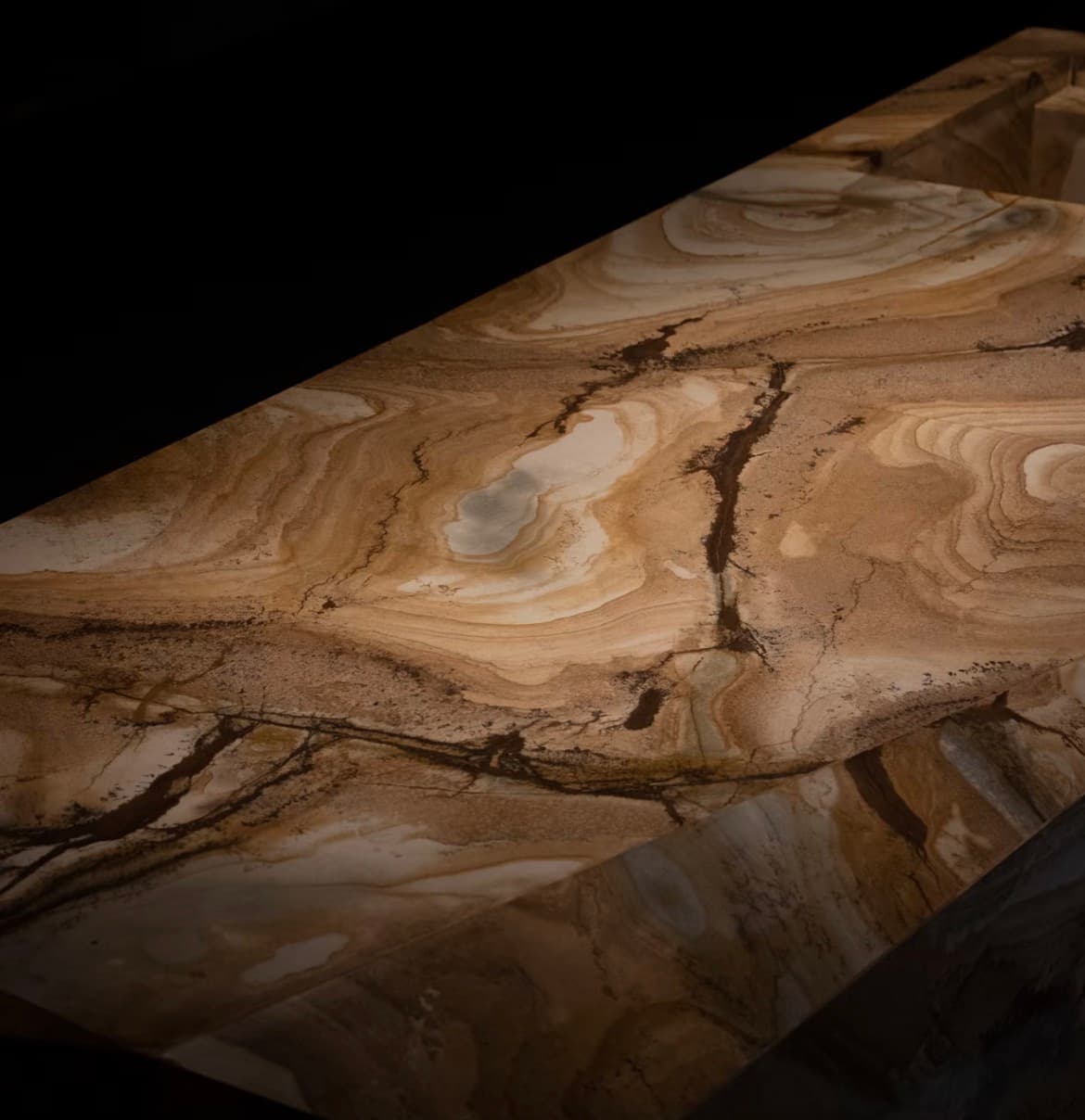 天然石材纹理台面细节